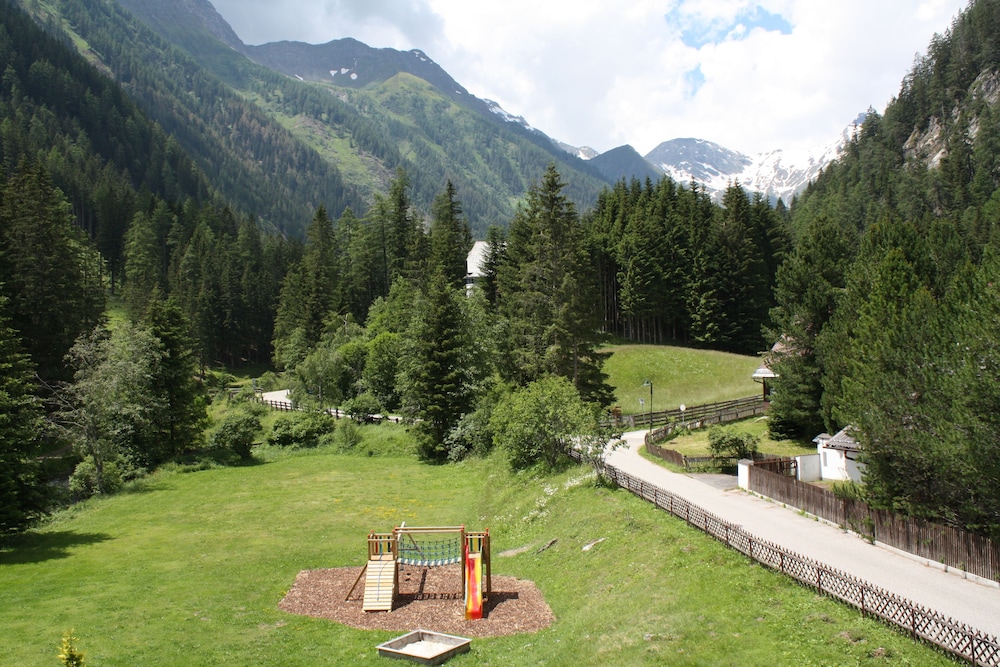Hotel-Pension Hubertus 24/31