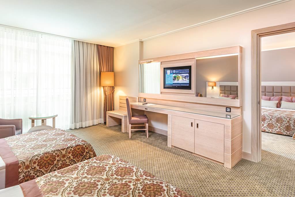 Room at Miracle Resort Hotel, ANTALYA