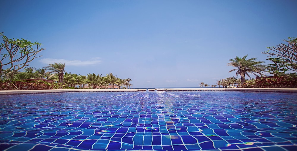 Haitang Bay Gloria Sanya Hotspring Resort 28/34