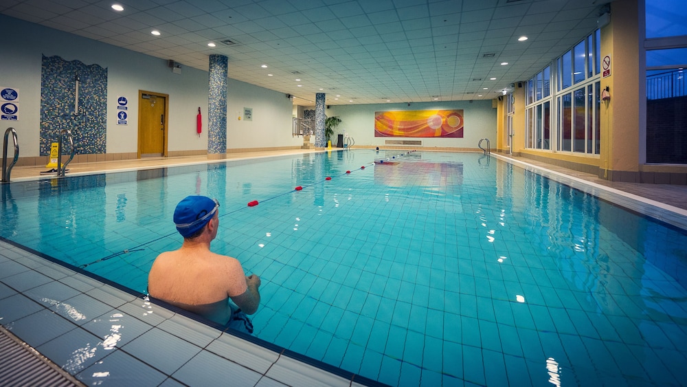 Cavan Crystal Hotel 31/57