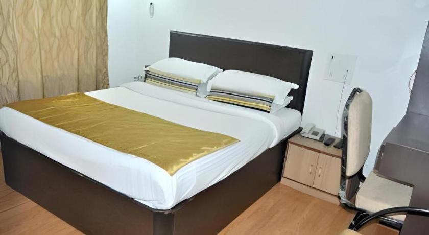 Mumbai Metro - The Executive Hotel 3/42