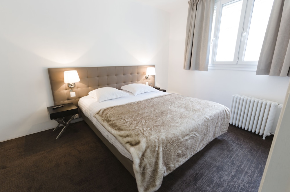 Hotel Le Saint Louis 12/50