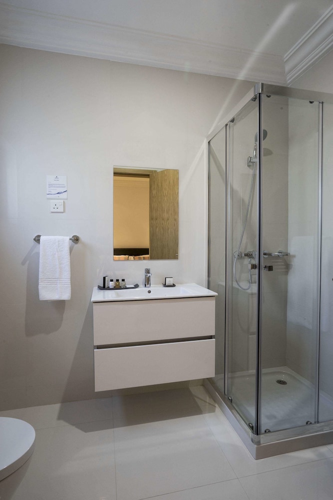 Fiesta Residences 11/67