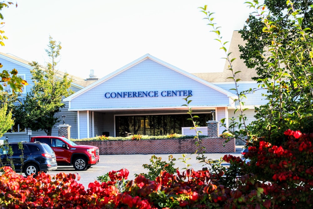 Resort Conference Center At Hyannis 4/63