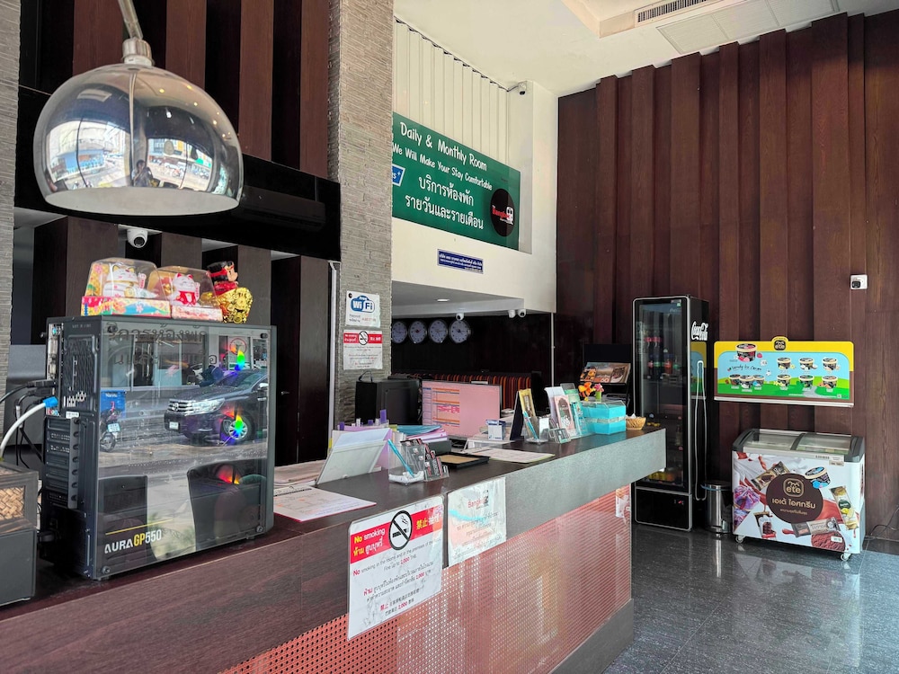 Collection O The Bangkok Airport Link Suite 47/56