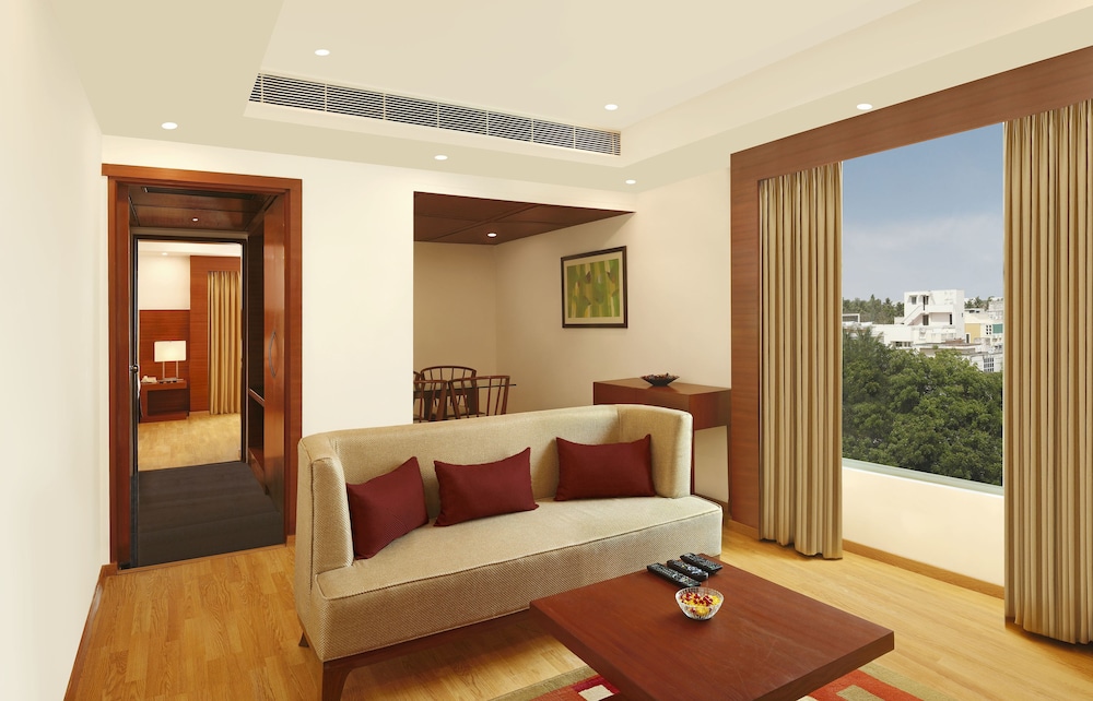 Lemon Tree Hotel Coimbatore 22/35