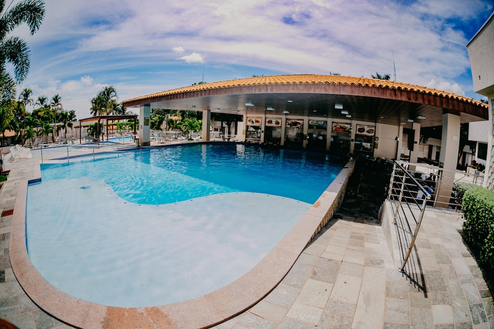 Diroma Internacional Resort 8/80