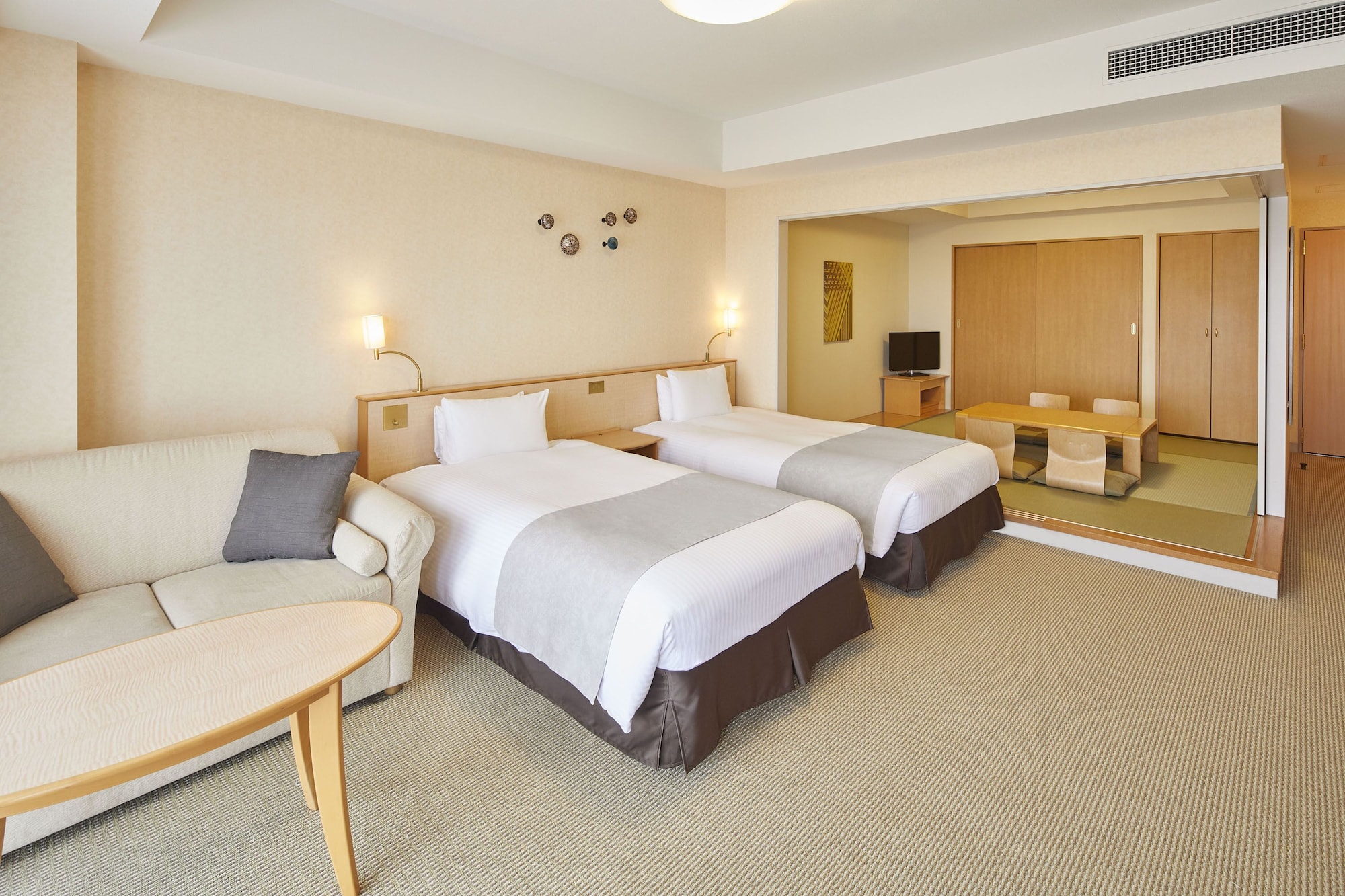 Japanese, Tower, Type B, Twin Beds
