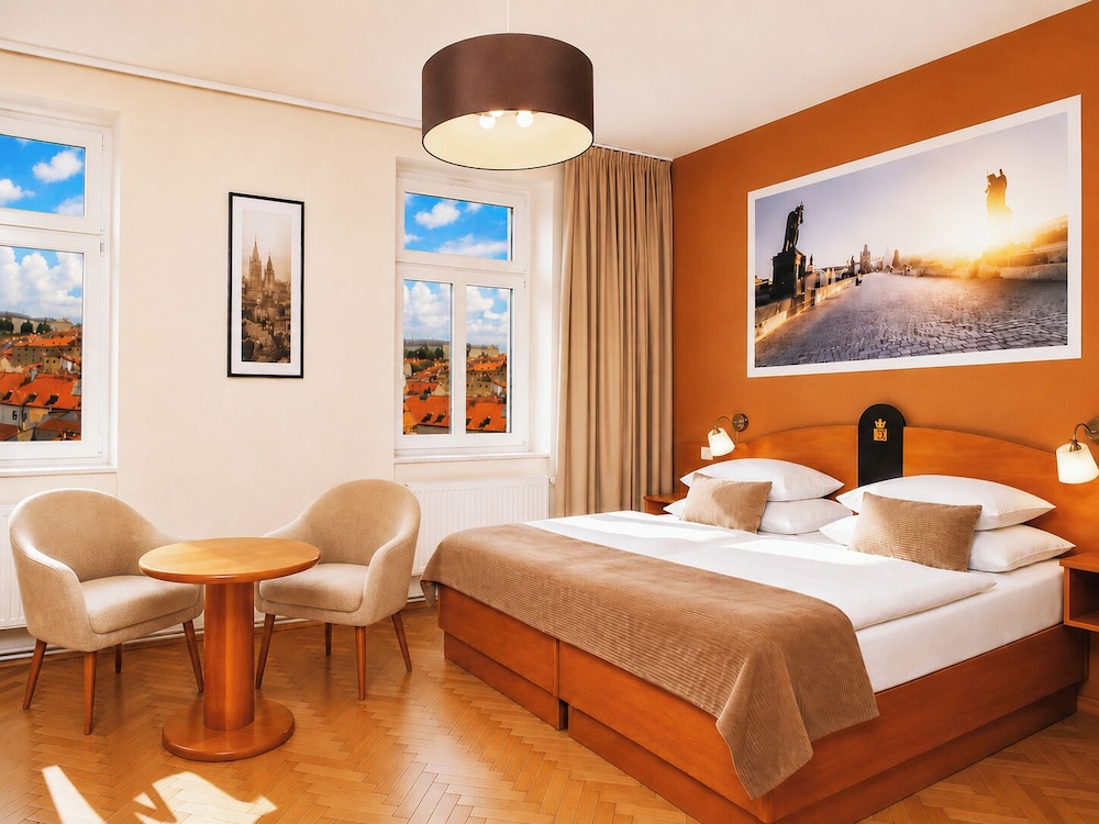 Hotel Merkur 23/63