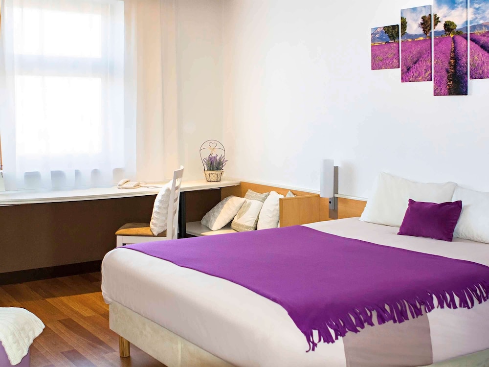 Ibis Bratislava Centrum Hotel 21/66