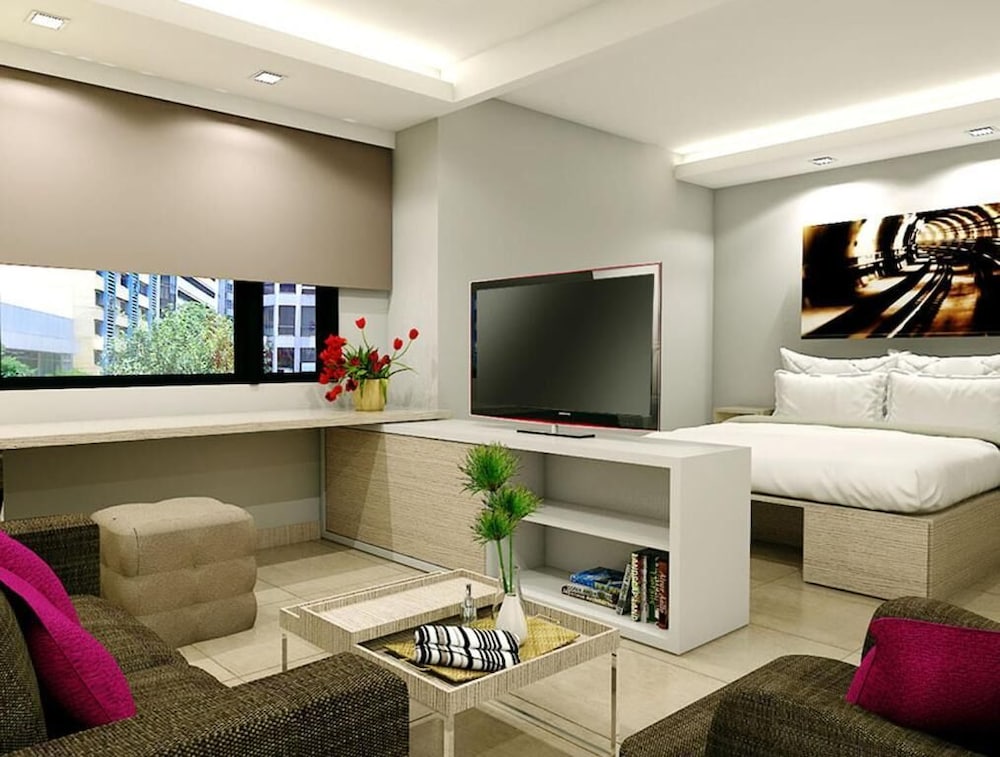 The Mini Suites - Eton Tower Makati 50/63