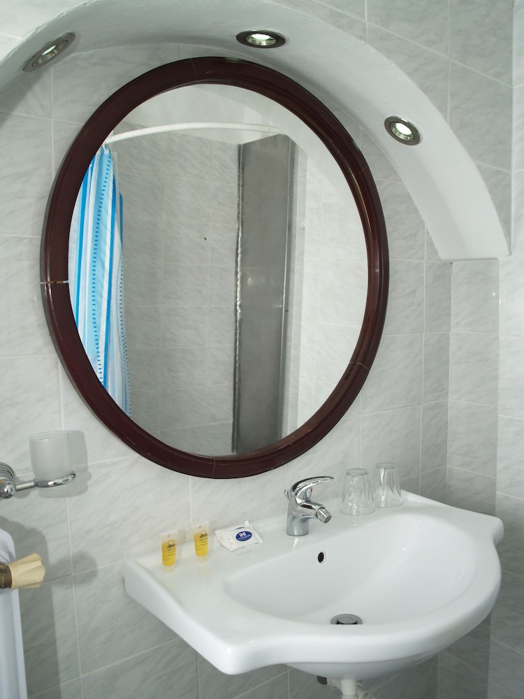 Hotel Acropolis House 93/94