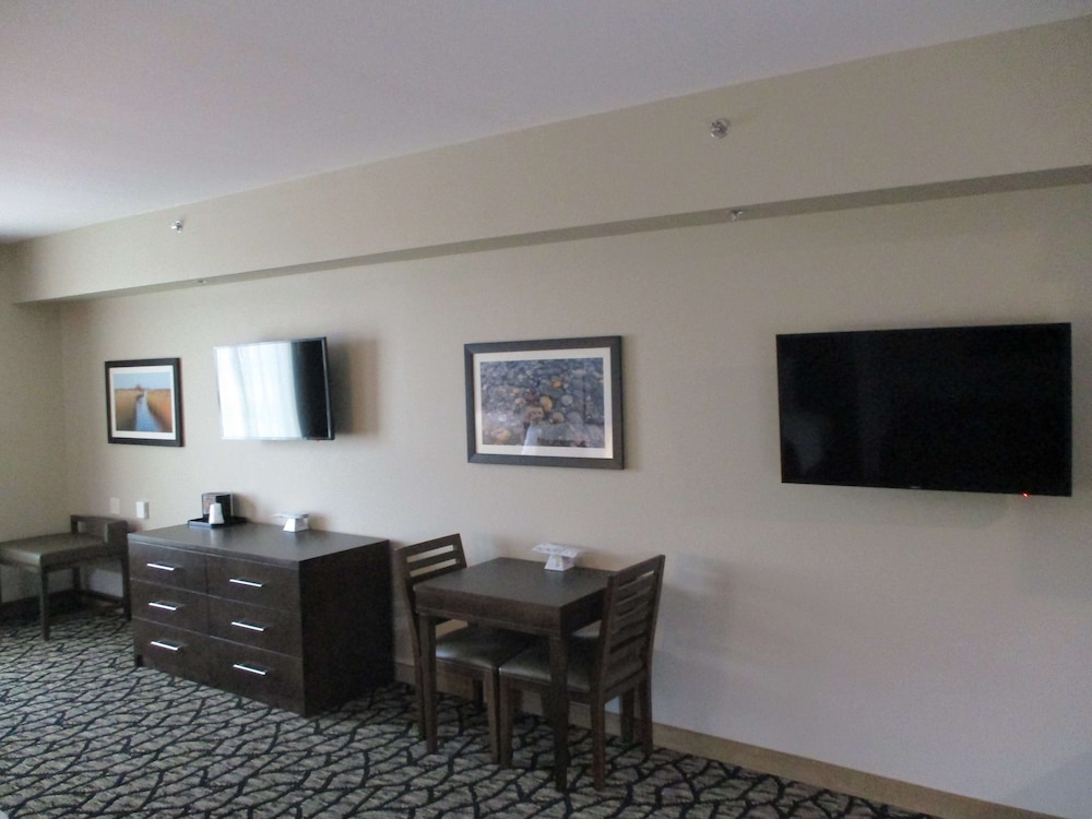 Best Western Plus Lakeview Hotel 45/48