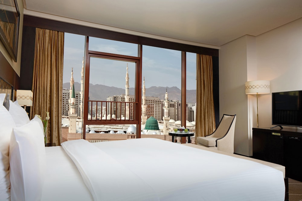 زمزم بولمان المدينة(PULLMAN ZAMZAM MADINA) 13/64