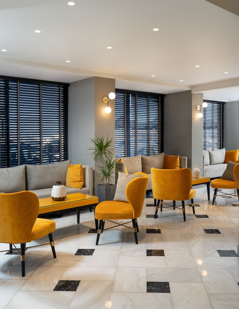 PANTHEON HOTEL 24/50