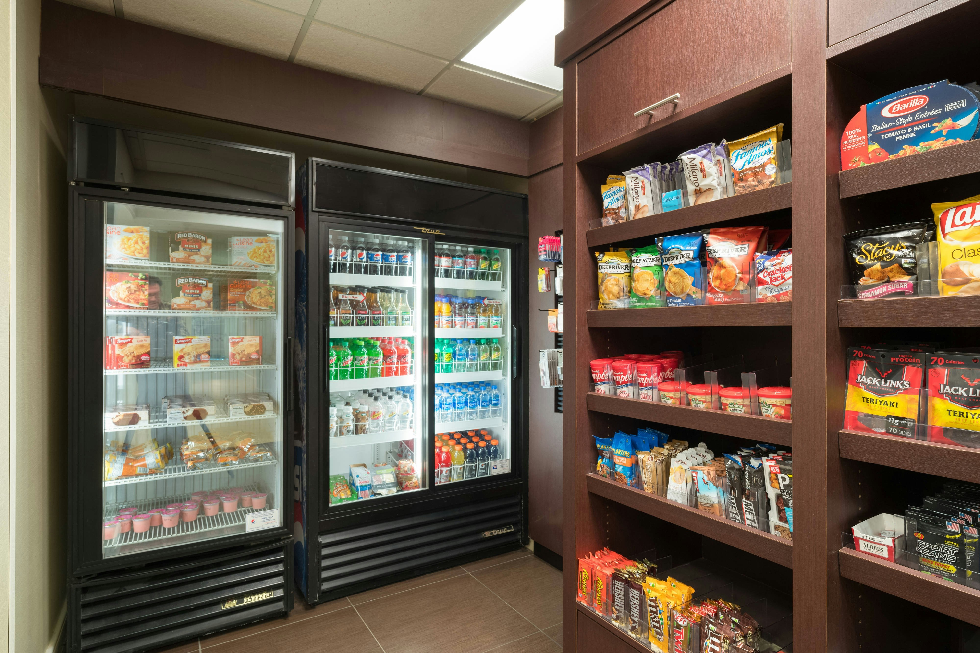 Residence Inn by Marriott Southington 36/37