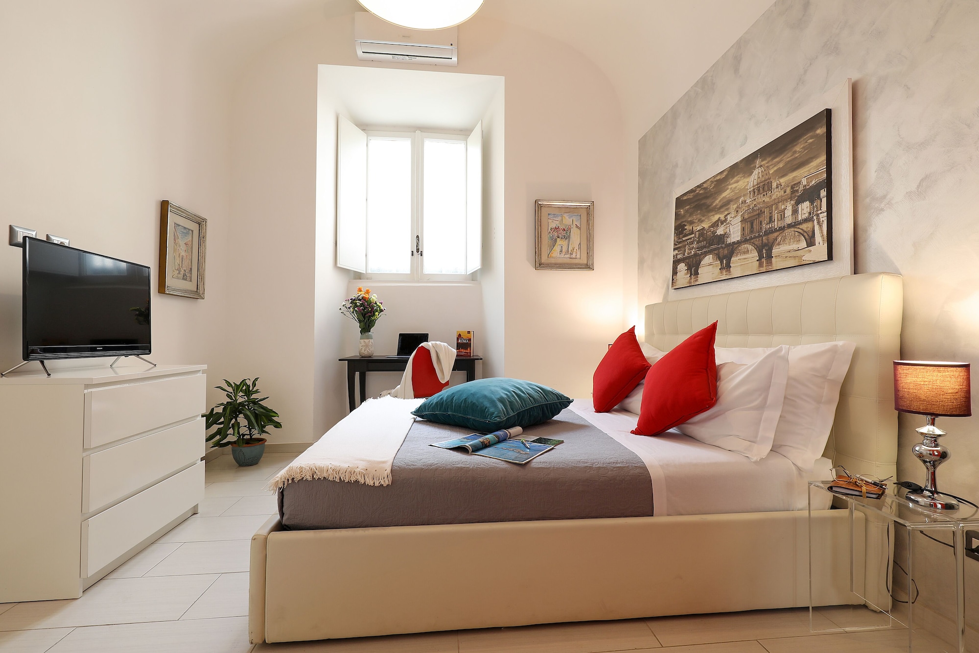 SUPERIOR, APARTMENT