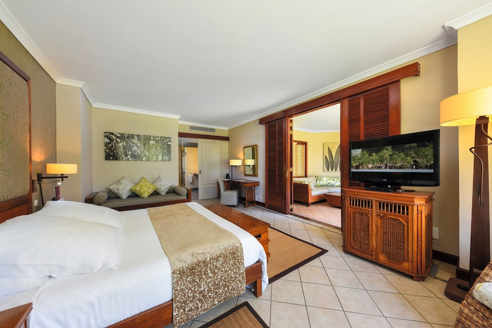 Dinarobin Beachcomber Golf Resort and Spa 18/65