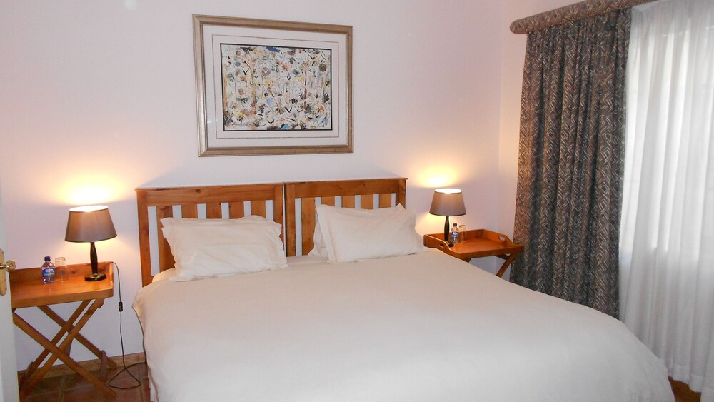 Self Catering, Apartment, Red Mountain House 3/4