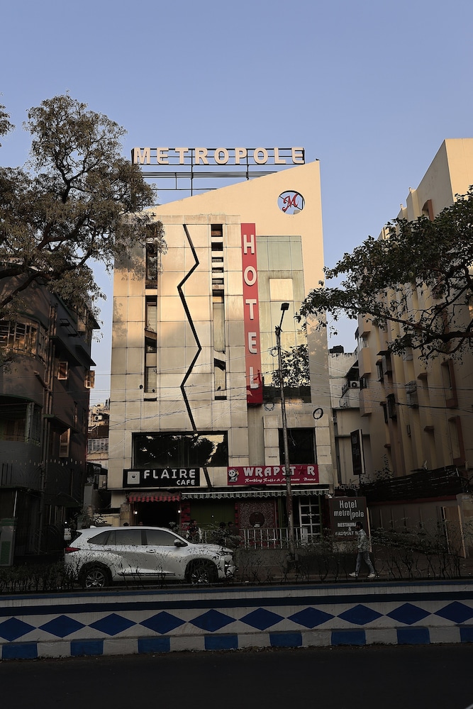 Metropole 44/50