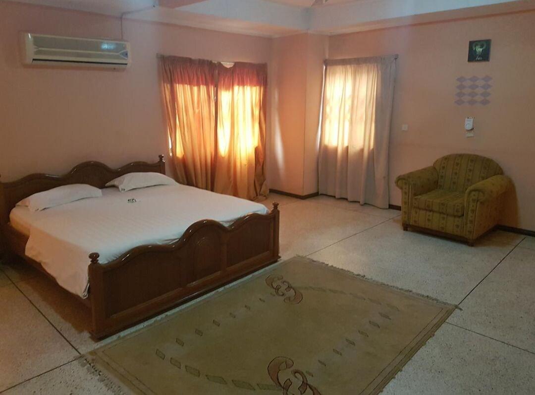 East Airport Guesthouse 6/17