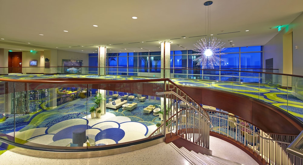 Opal Sands Resort 38/46
