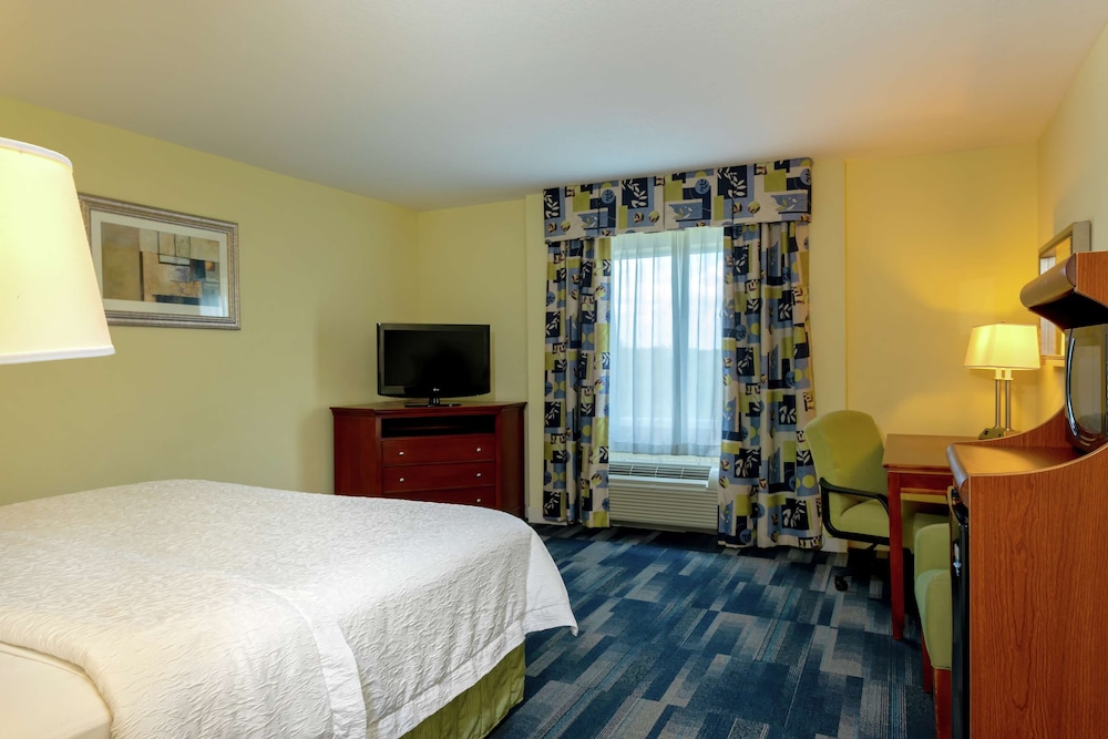 Hampton Inn & Suites Ft. Pierce 20/41