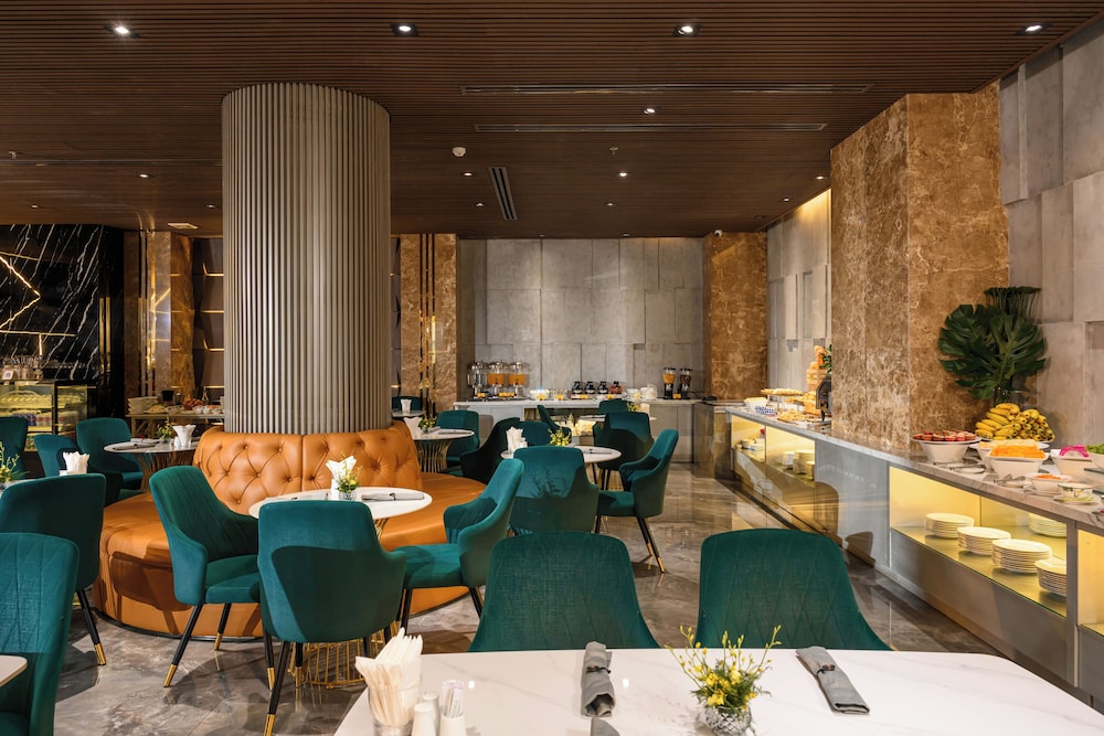 Acnos Hotel 41/50