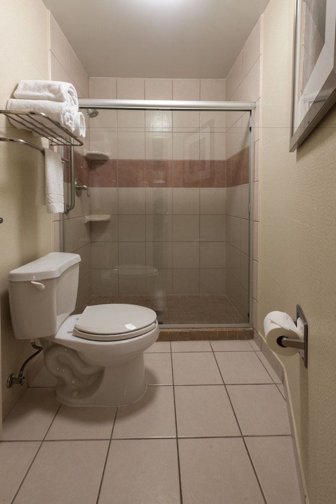 Springhill Suites by Marriott Ridgecrest 14/44