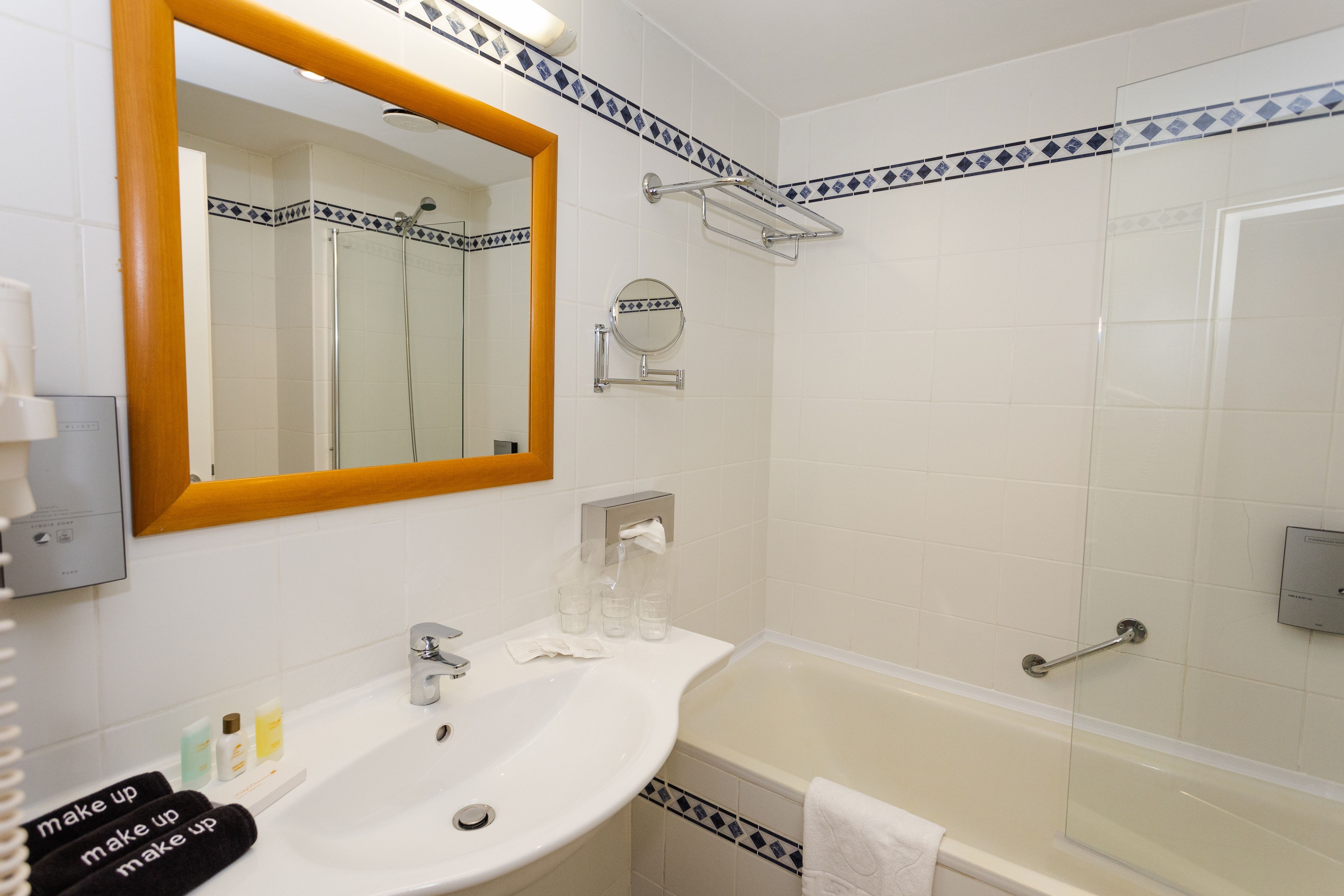 غرفة قياسية ثلاثية، Mediterran Hotel 4/4