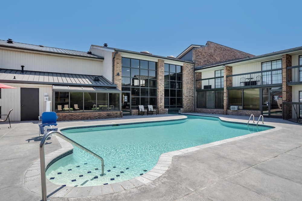 SureStay Plus By Best Western Greenwood 45/50