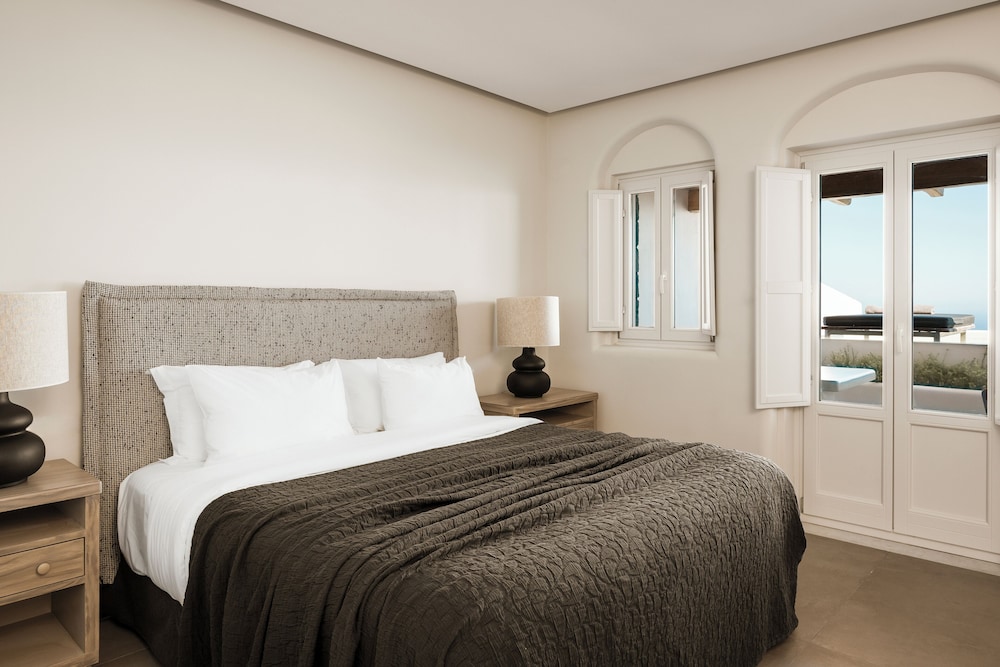 Superior, Suite, King Bed, Sea View, Sofa, Plunge Pool