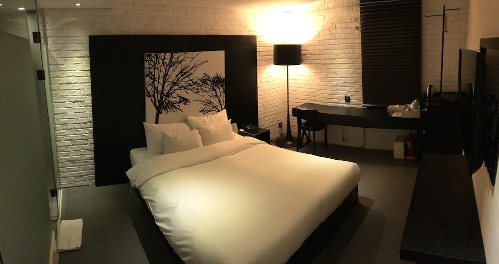 Hotel Cullinan Jeju 9/30