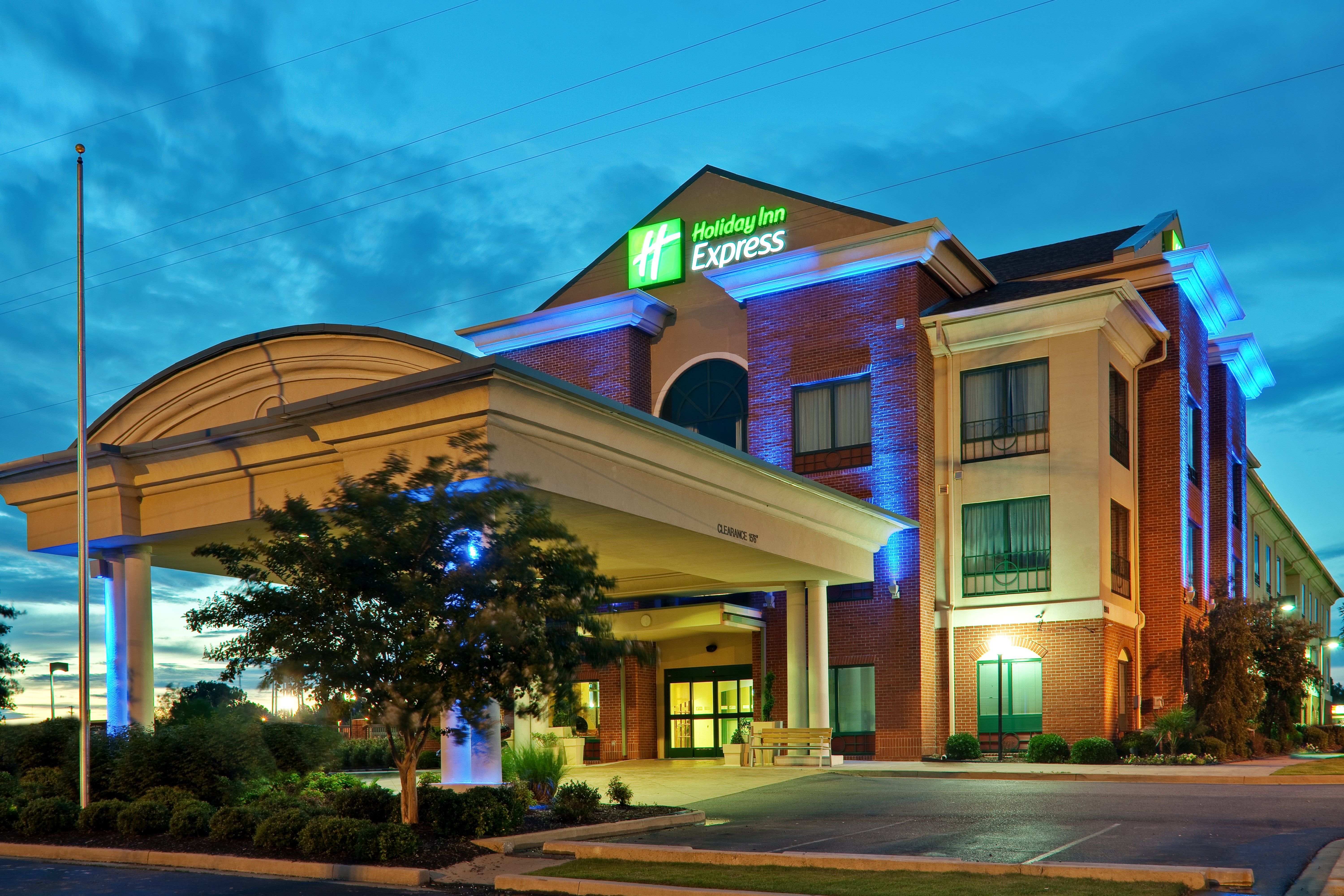 Holiday Inn Express Hotel And Suites Olive Branch 2/42