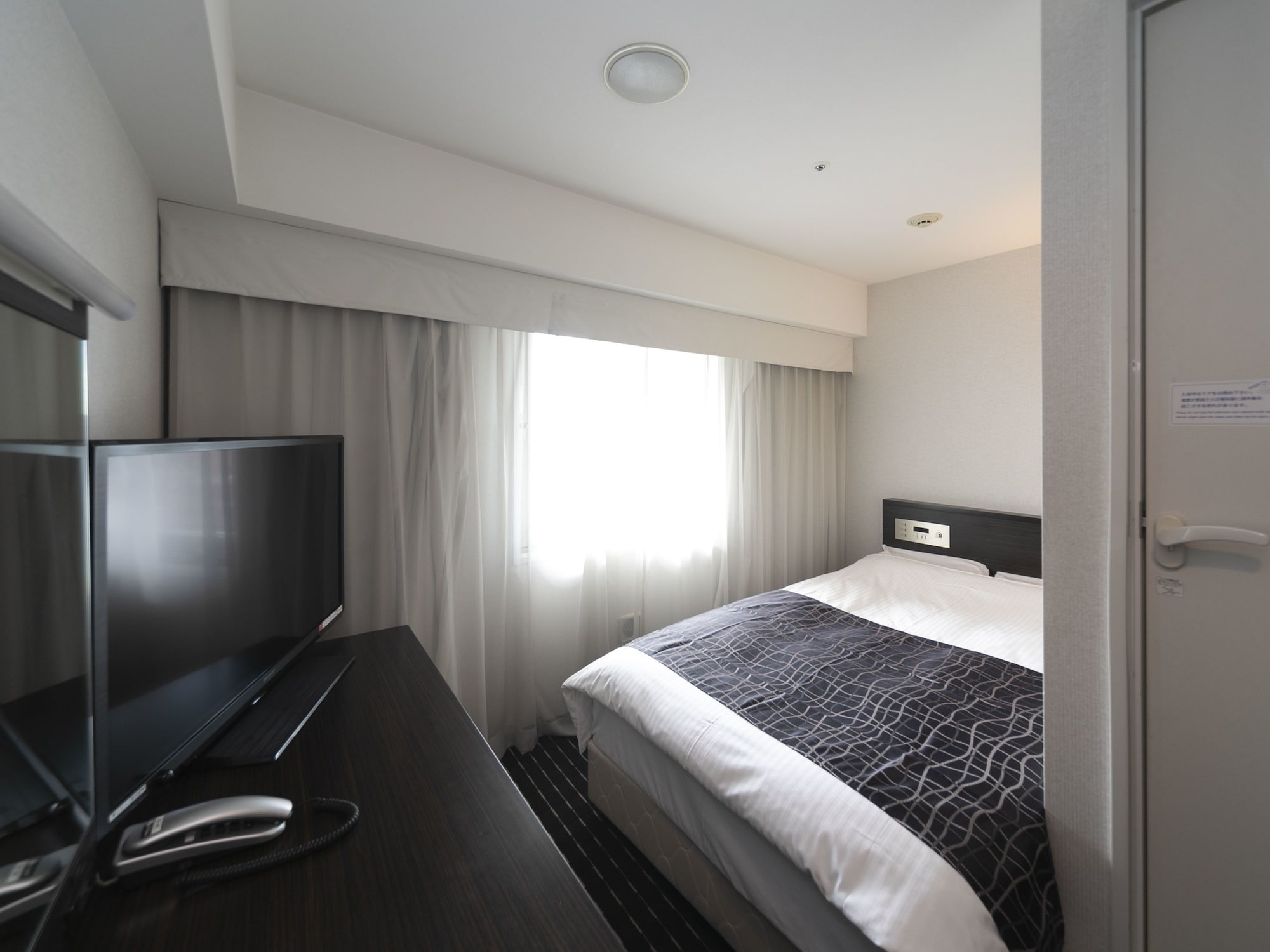 Semi Room, 2 Double Beds