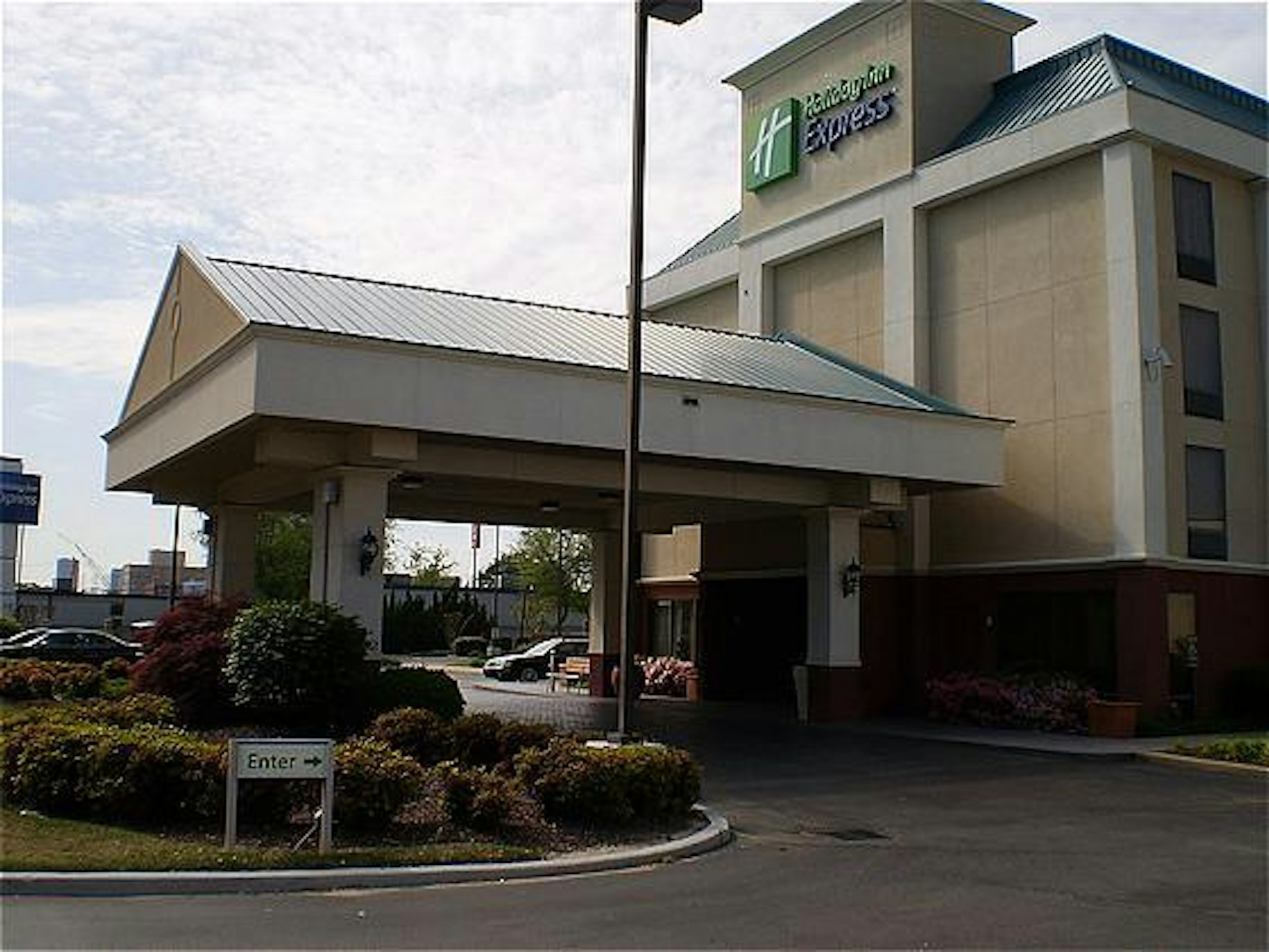 Holiday Inn Express Memphis Medical Center Midtown 57/61