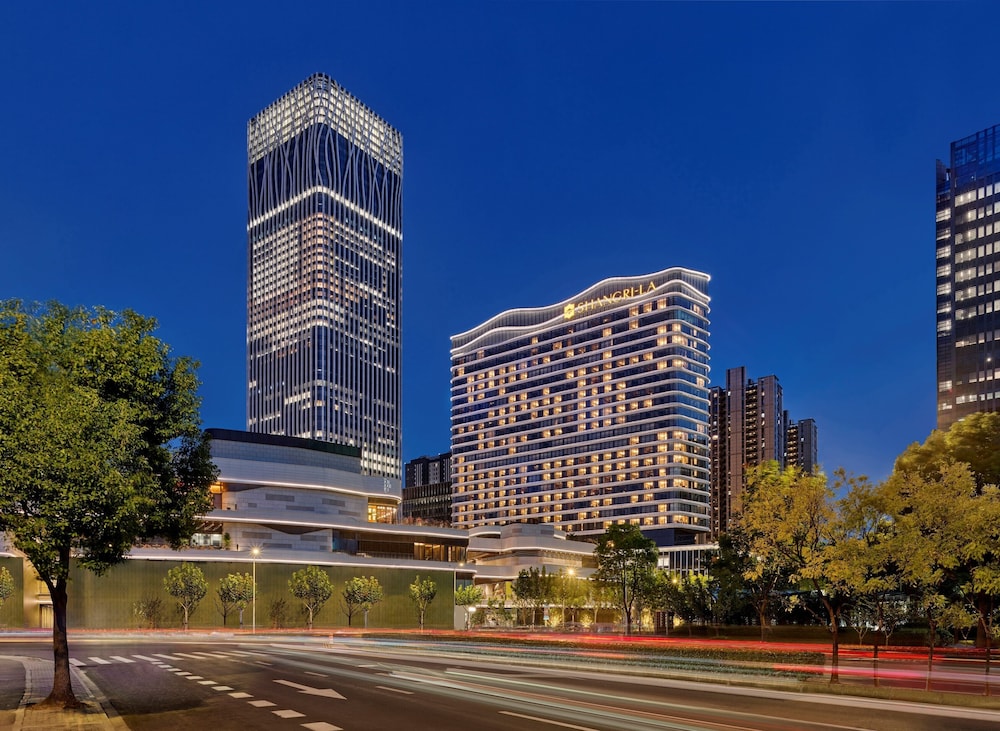Shangri-La Qiantan Shanghai 43/50