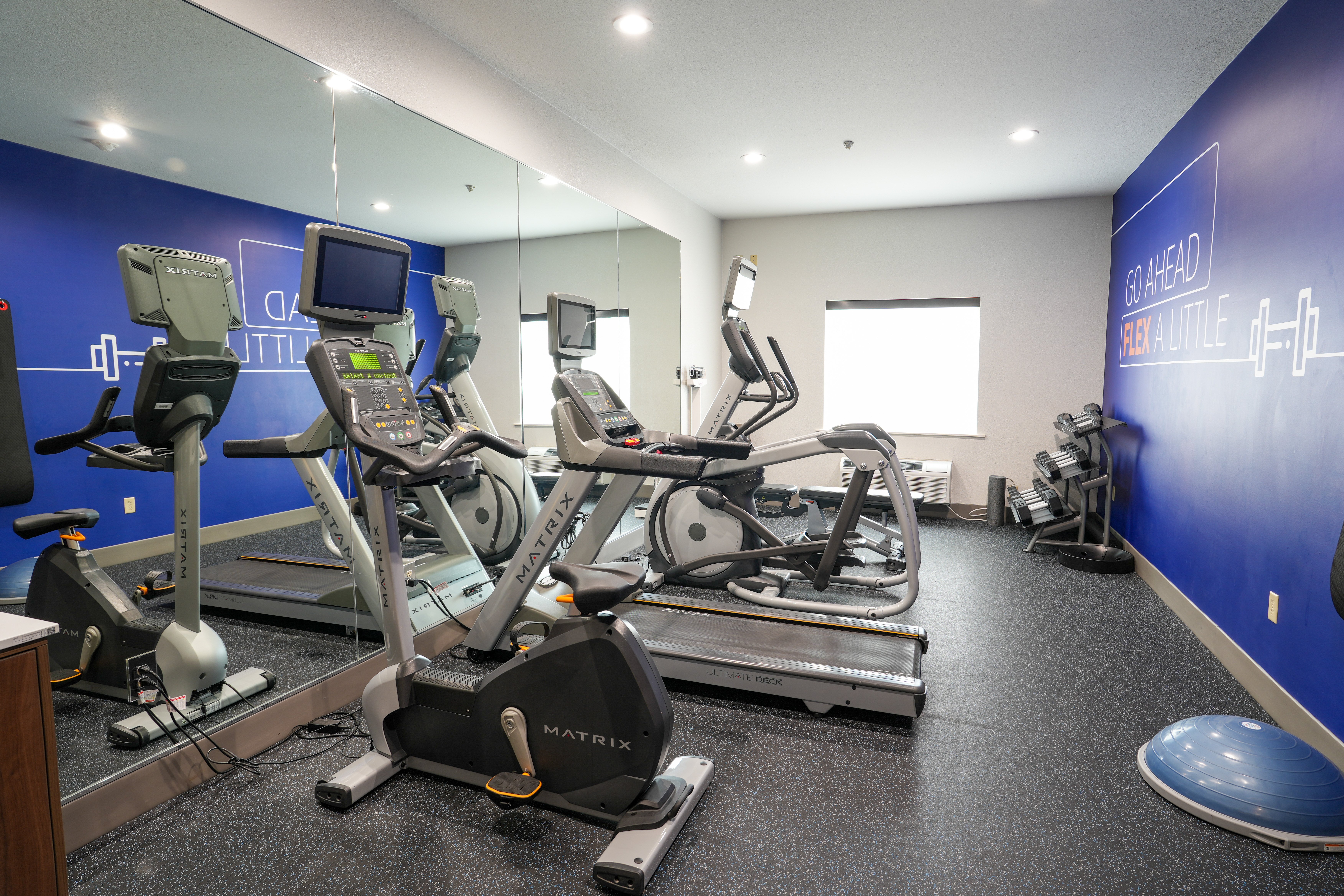Holiday Inn Express Hotel And Suites Cedar Hill 44/69