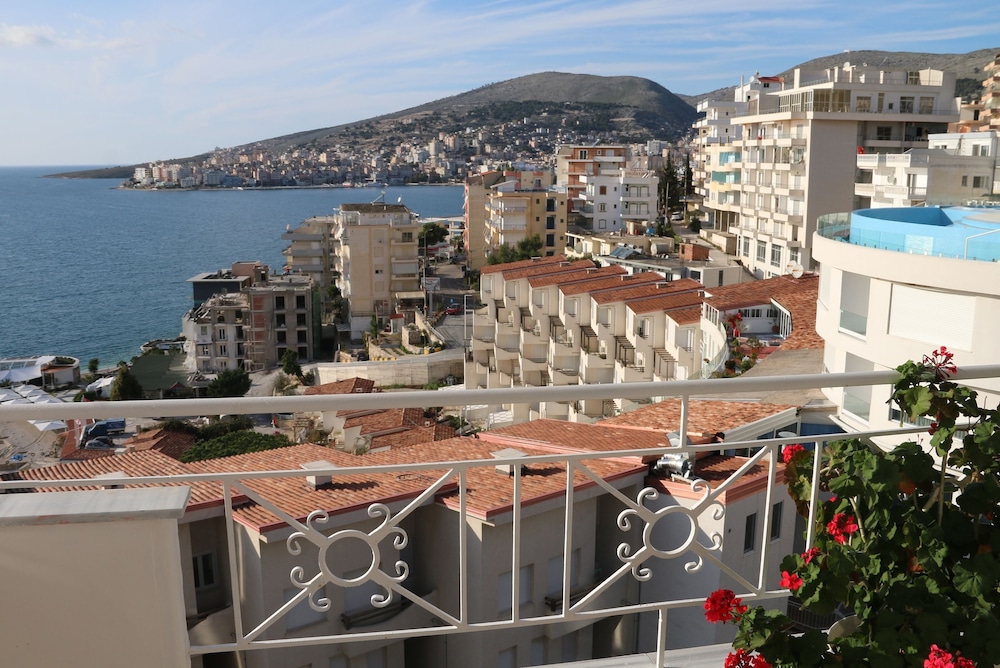 Hotel Ceko 3/50