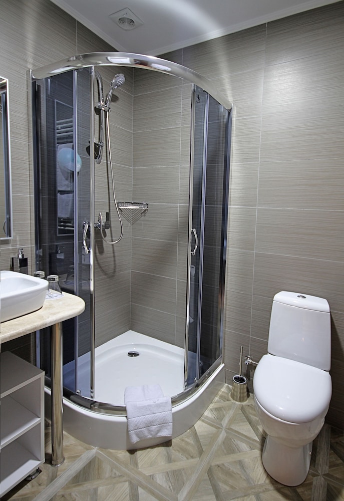 JUNIOR SUITE, DELUXE, KING BED