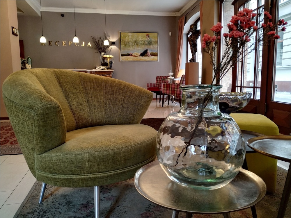 Hotel Stare Miasto Old Town 49/67
