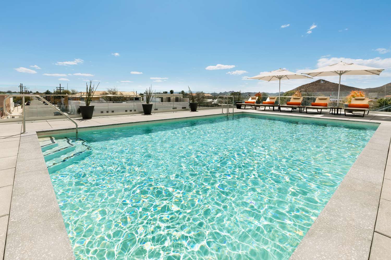 Doubletree By Hilton Tucson Downtown Convention Center 11/30