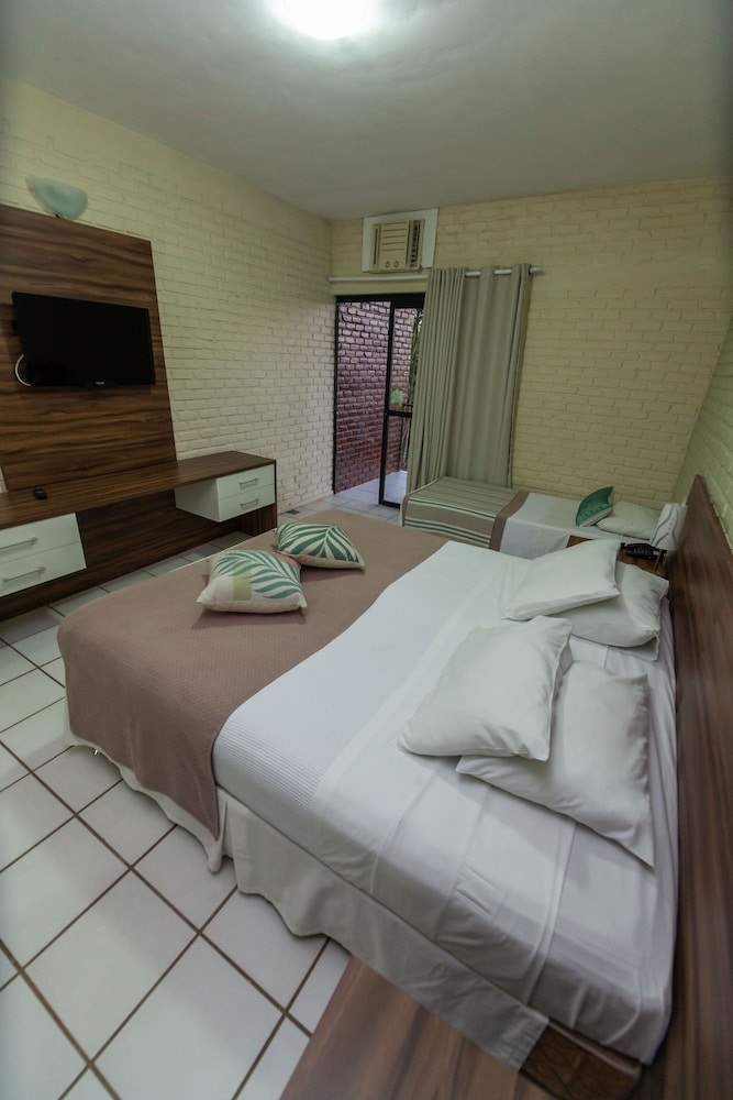 Portogalo Suite Hotel 24/82