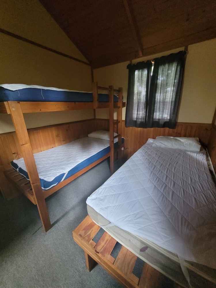 Lanis Holiday Island Caravan Park 29/67