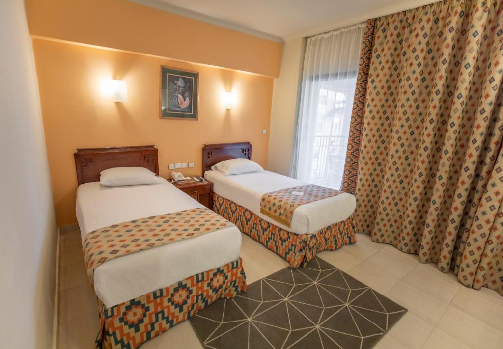 Standard, Double Bed