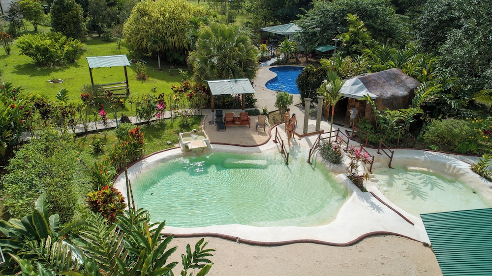 Hotel Sueño Dorado 60/72