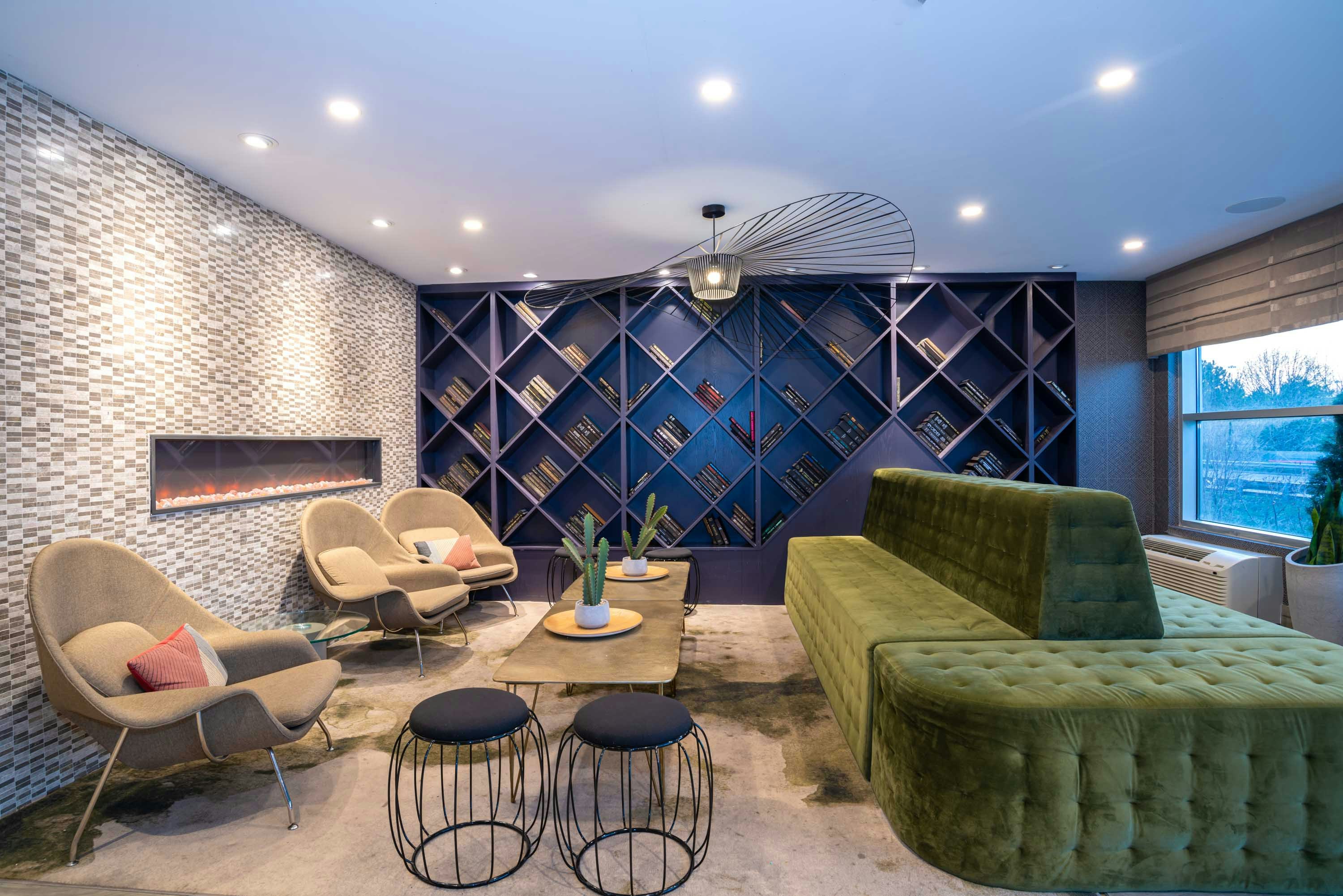Sandman Hotel Hamilton 33/51