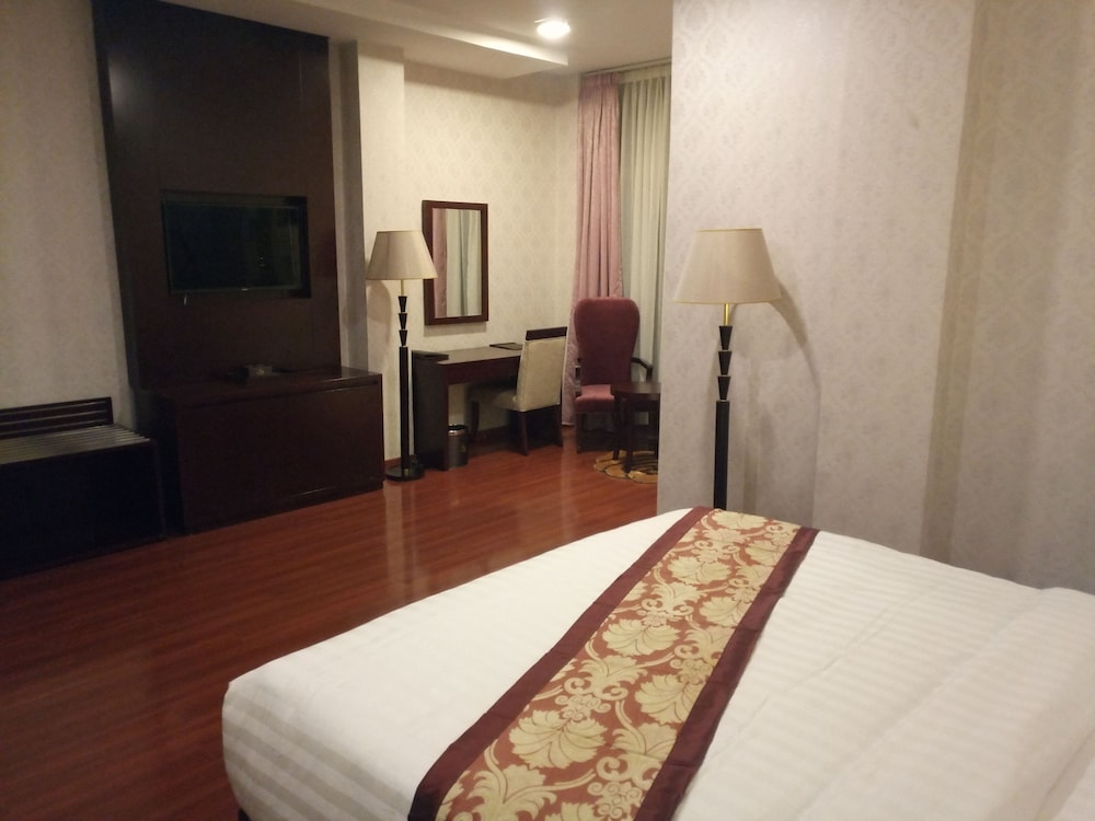 Sherar Addis Hotel 7/30