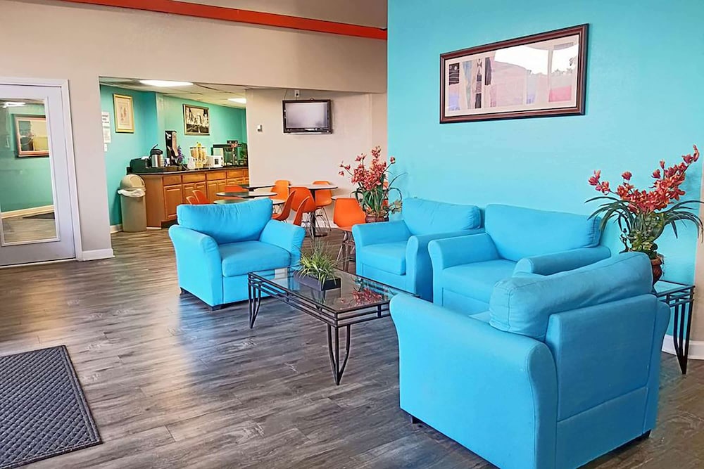 Howard Johnson by Wyndham Houston Hobby Airport 39/61