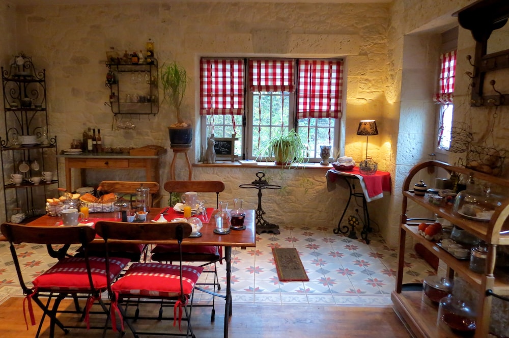 Demeure D'hôtes L'hermitage 34/50